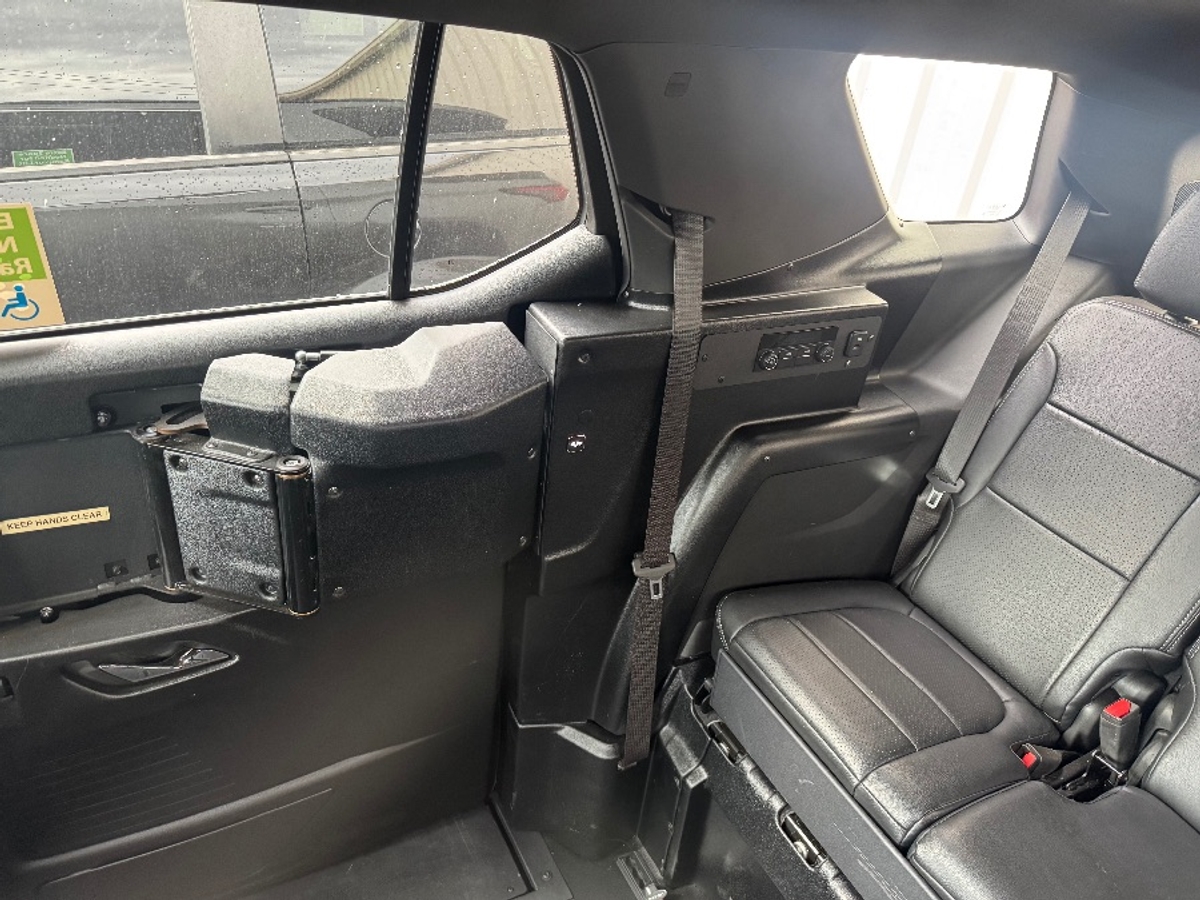 2023 CHEVROLET TRAVERSE - Image 9