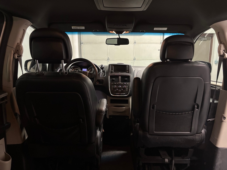 Used 2017 Dodge Grand Caravan SXT - VMI Side Entry In Floor Automatic Ramp
