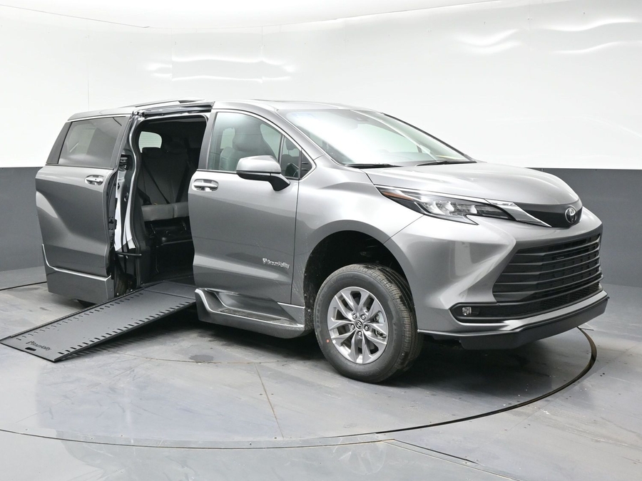 Grey Toyota Sienna with Side Entry Automatic In Floor ramp