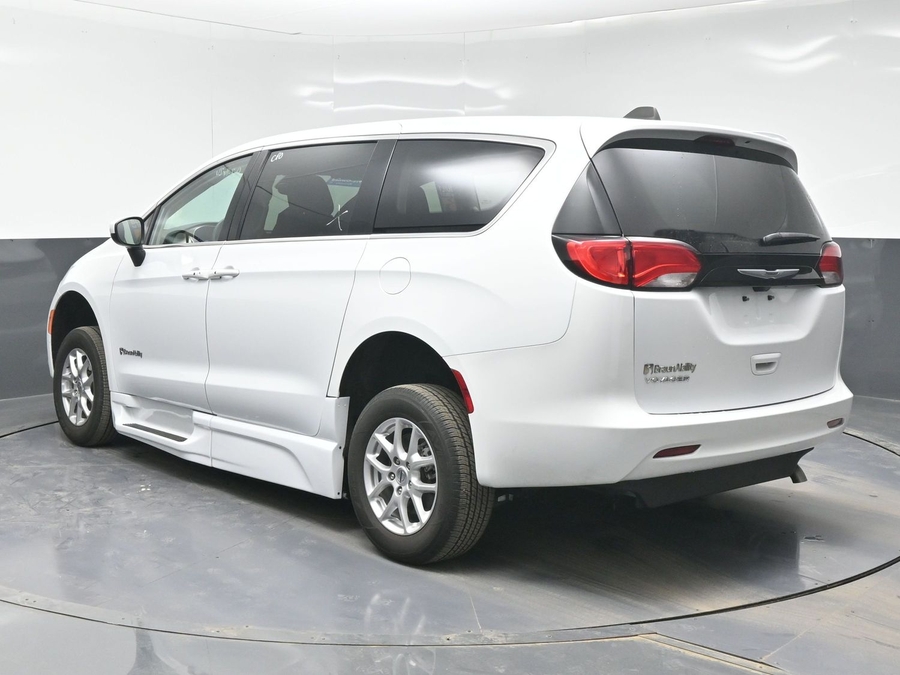 Used 2023 Chrysler Voyager LX - BraunAbility Side Entry Entry Fold Out Automatic Ramp