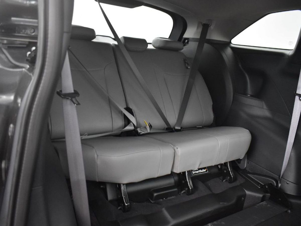 2025 TOYOTA SIENNA - Image 15