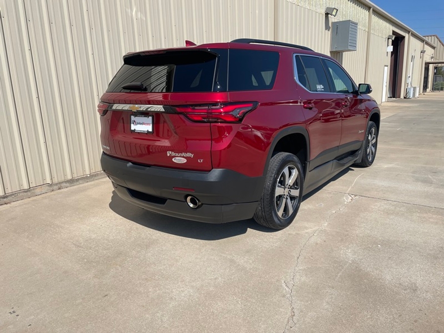 Used 2023 Chevrolet Traverse 3LT - BraunAbility Side Entry In Floor Automatic Ramp
