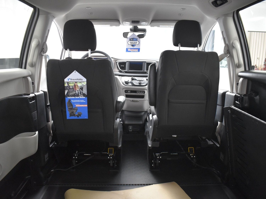 Used 2023 Chrysler Voyager LX - BraunAbility Side Entry Entry Fold Out Automatic Ramp