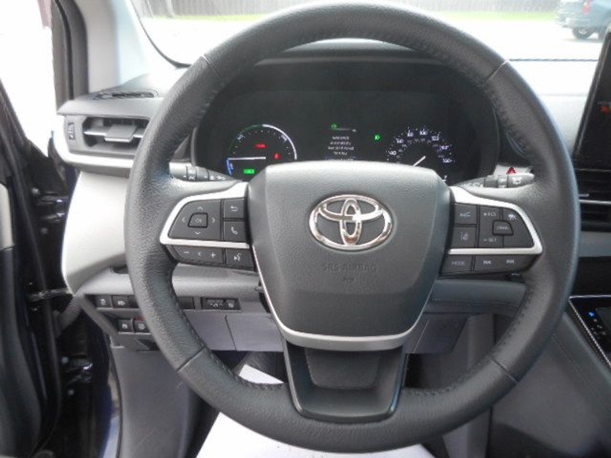 2024 TOYOTA SIENNA - Image 14