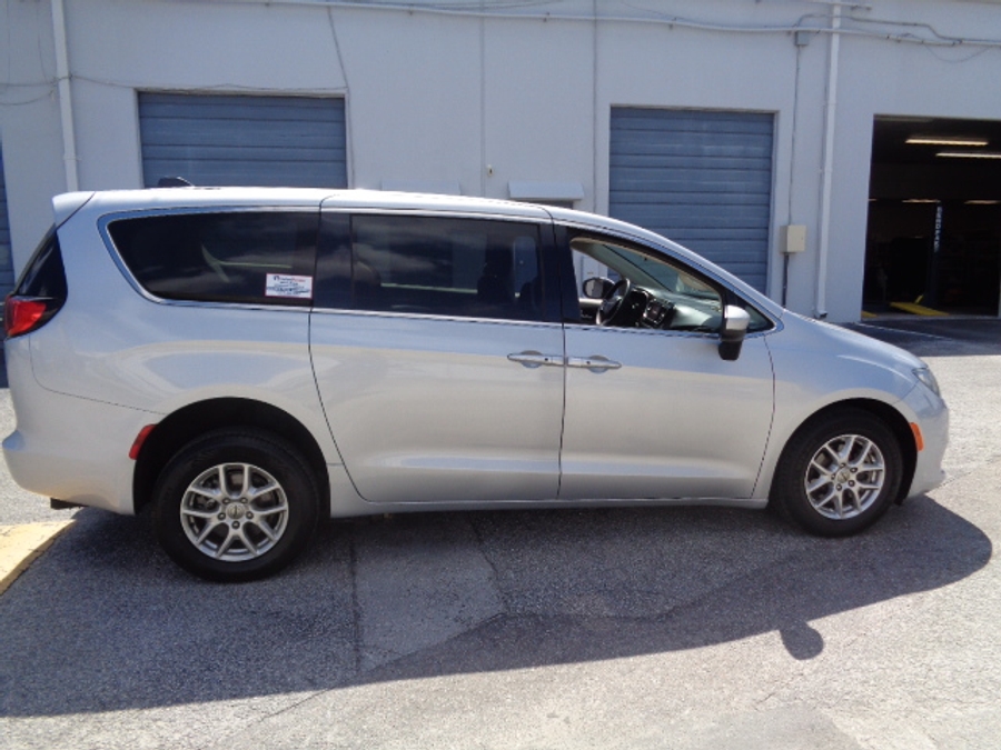 Used 2022 Chrysler Voyager LX - ATS Rear Entry Fold Out Manual Ramp