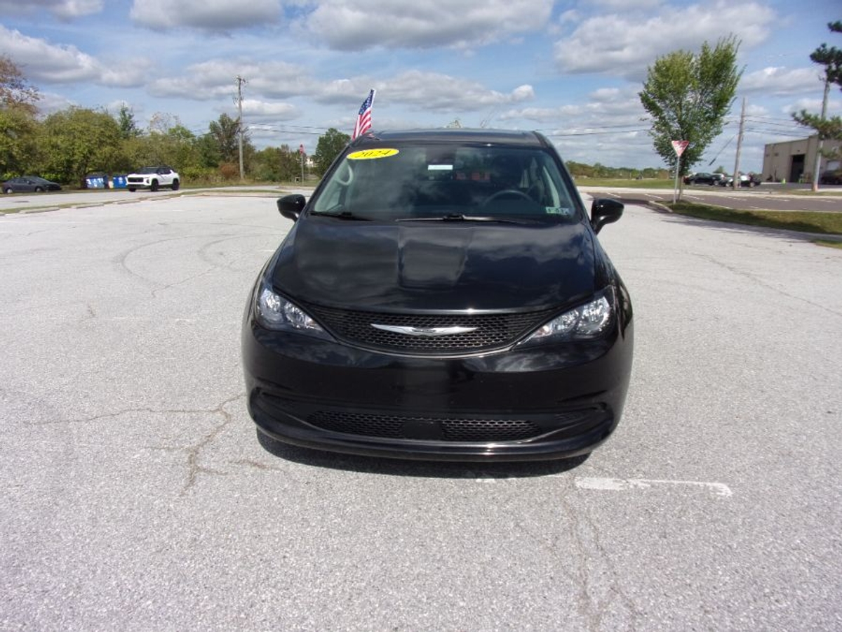 2024 CHRYSLER VOYAGER - Image 3