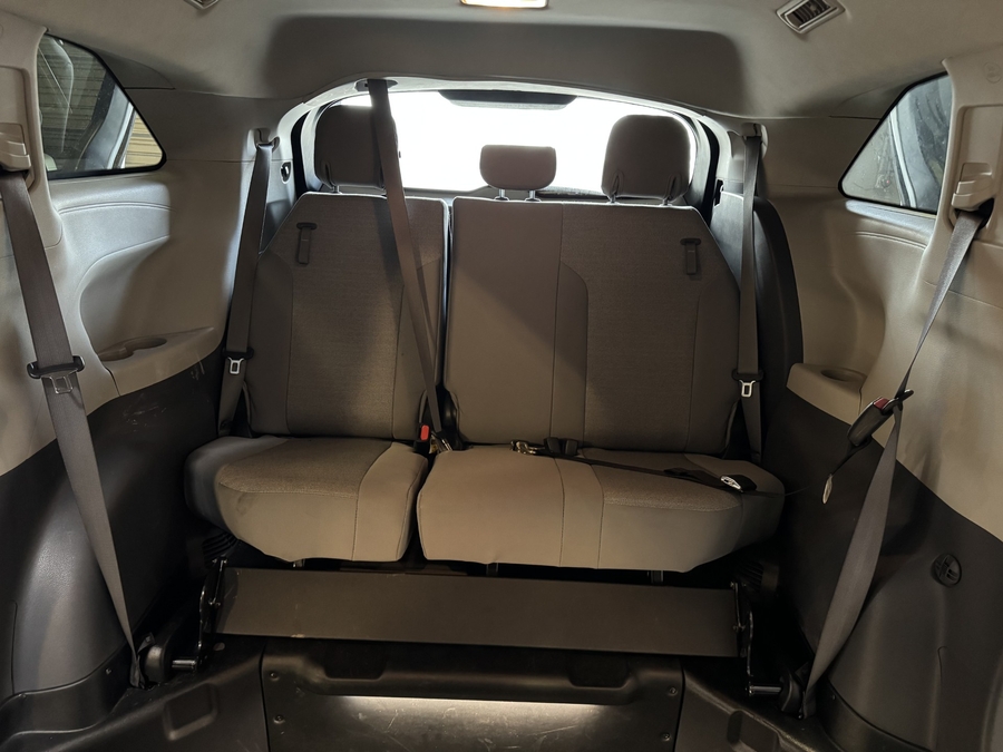 Used 2024 Toyota Sienna Hybrid LE - BraunAbility Side Entry Entry In Floor Automatic Ramp