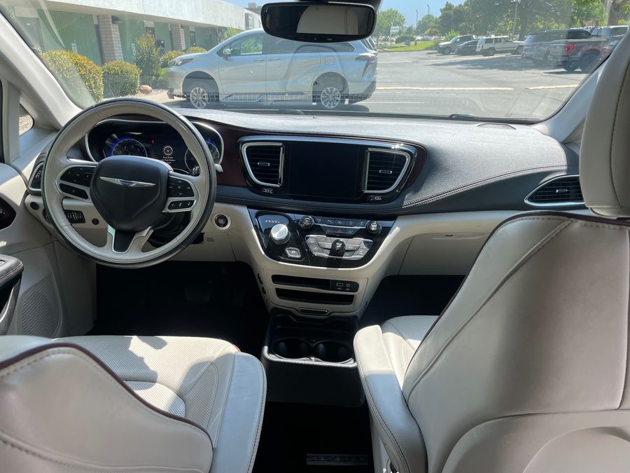 Used 2019 Chrysler Pacifica Limited - ROLLX Side Entry Entry Fold Out Manual Ramp