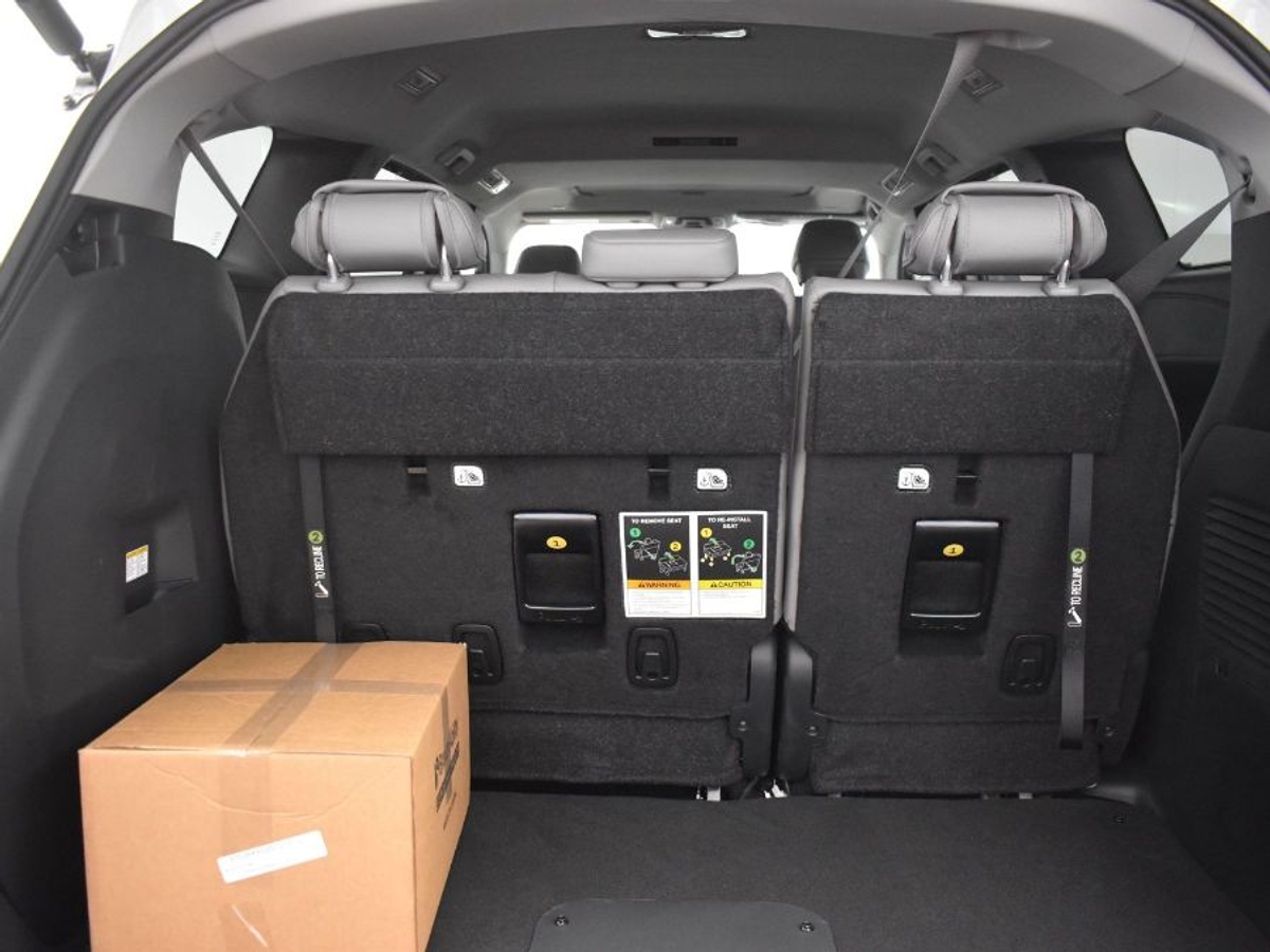 2025 TOYOTA SIENNA - Image 26