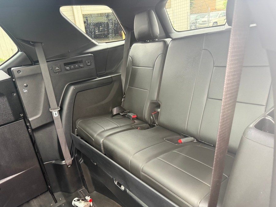 Grey Chevrolet Traverse image number 8