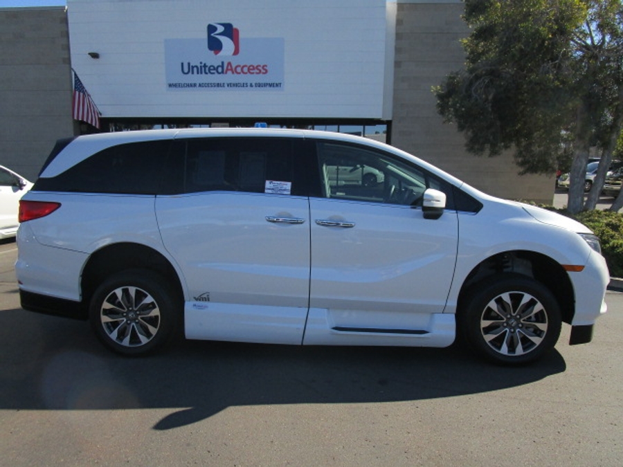 Used 2023 Honda Odyssey EX-L - VMI Side Entry Entry In Floor Automatic Ramp