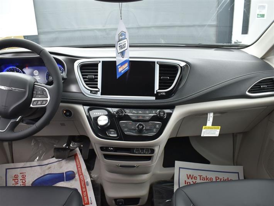 Used 2023 Chrysler Pacifica Touring L - BraunAbility Side Entry Fold Out Automatic Ramp