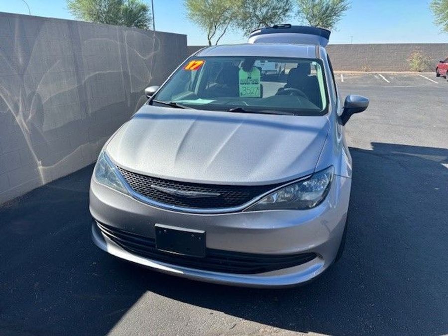 Used 2017 Chrysler Pacifica Touring - AMS Rear Entry Entry Fold Out Manual Ramp