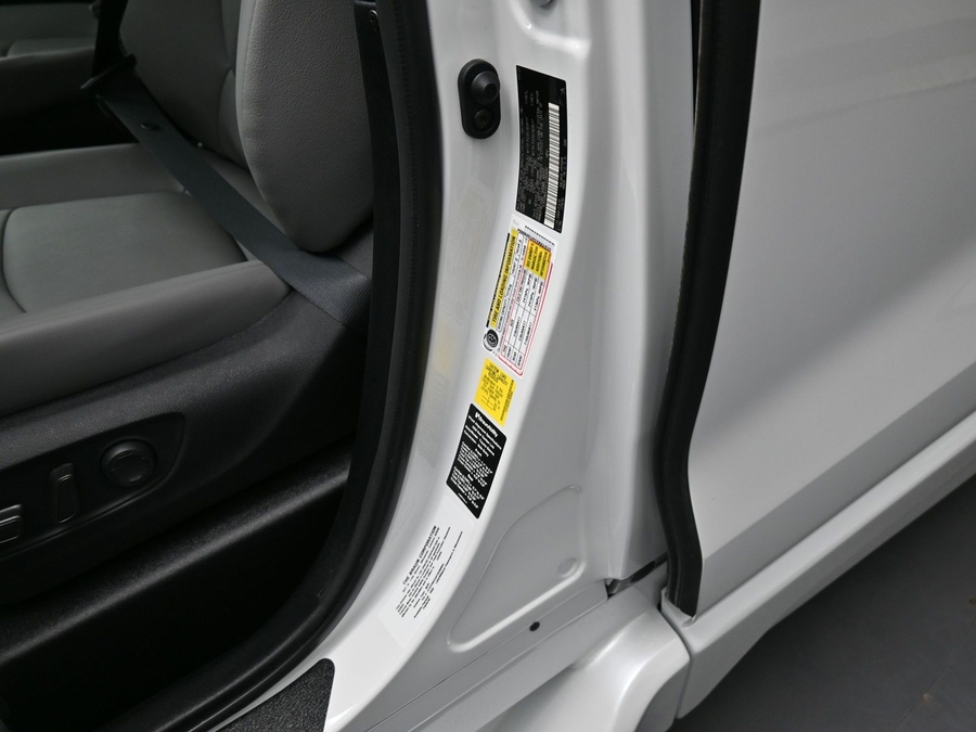 New 2026 Toyota Sienna Hybrid XLE Base - BraunAbility Side Entry Entry In Floor Automatic Ramp
