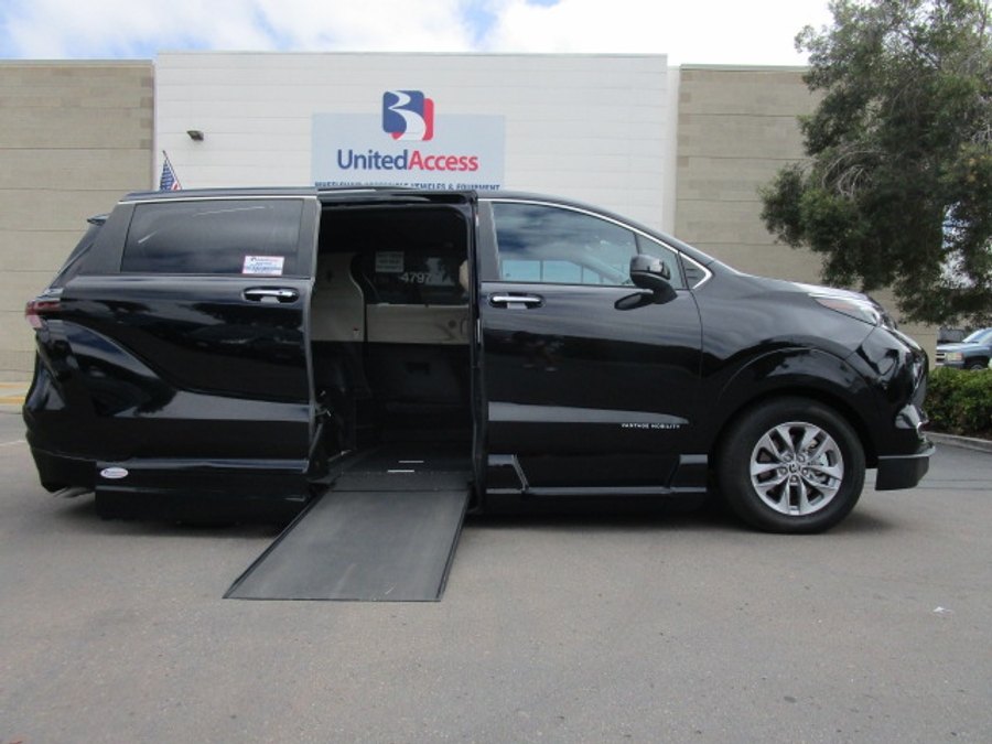 Used 2024 Toyota Sienna Hybrid XLE Base - VMI Side Entry Entry In Floor Automatic Ramp