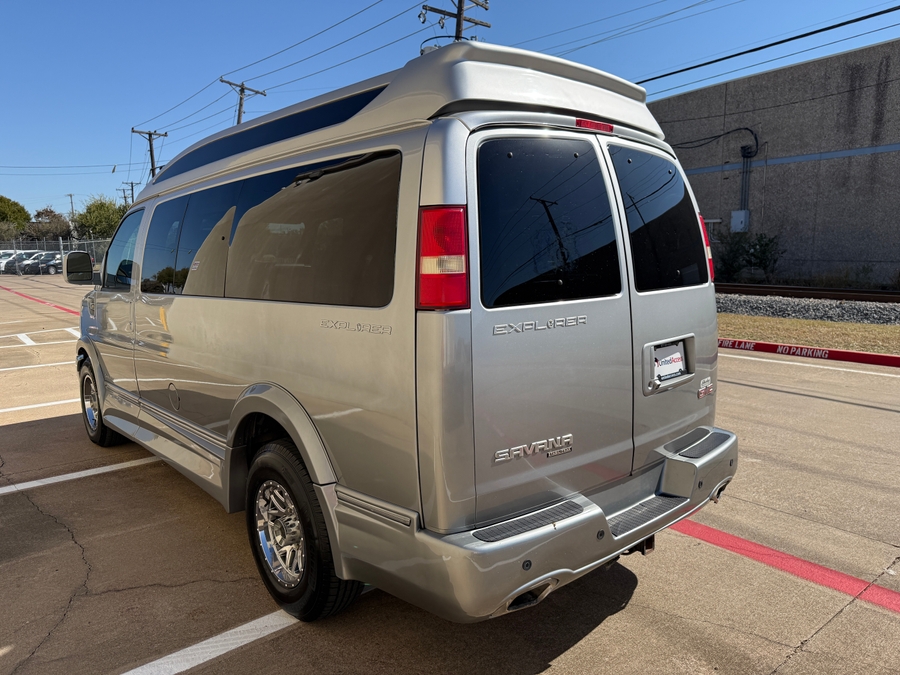 Used 2015 GMC Savana Explorer - Side Entry Entry Lift Automatic Ramp