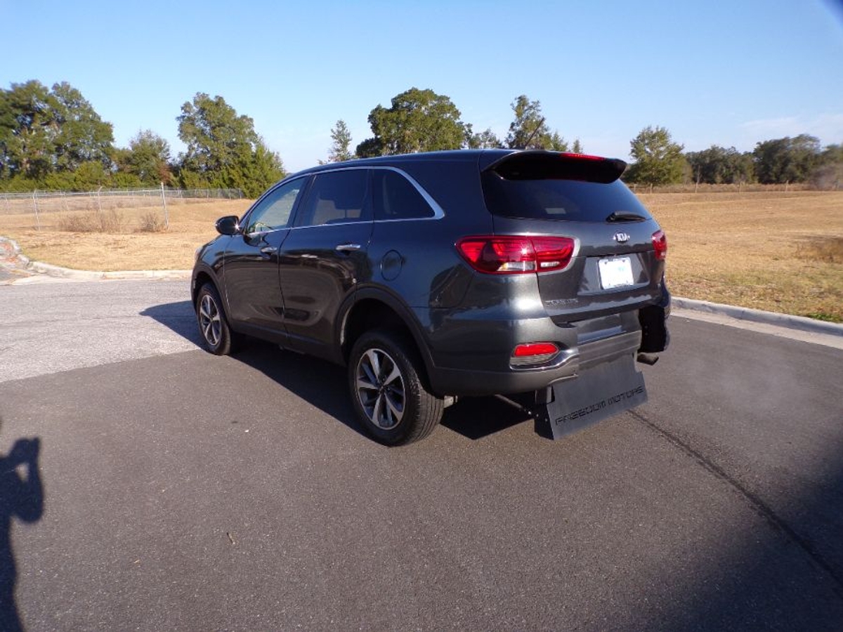 2020 KIA SORENTO - Image 6