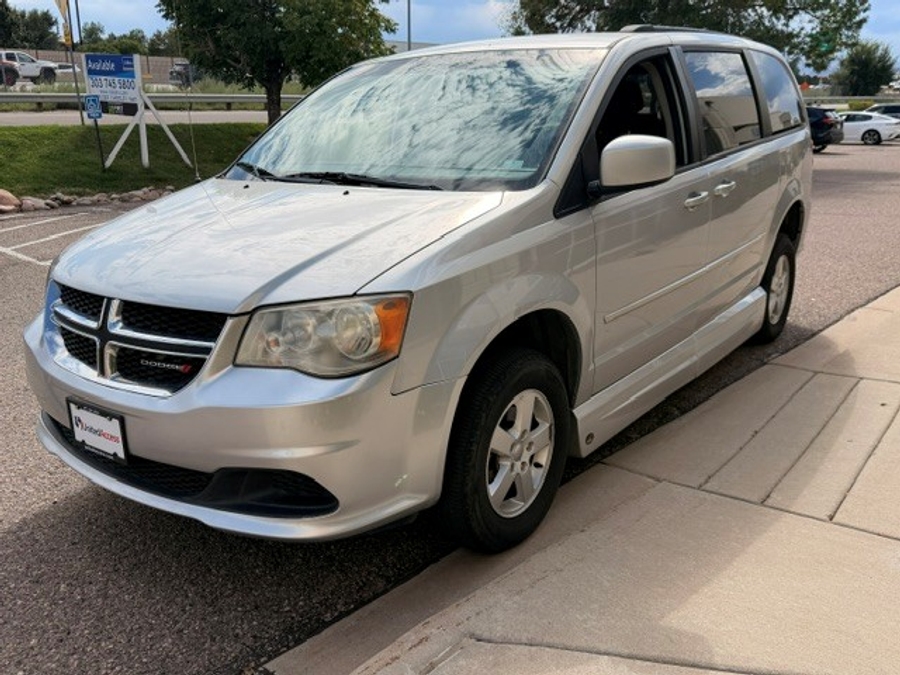 Used 2012 Dodge Grand Caravan SXT - VMI Side Entry In Floor Automatic Ramp
