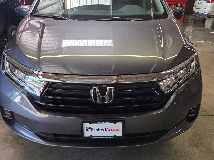 Used 2023 Honda Odyssey EX-L - BraunAbility Side Entry In Floor Automatic Ramp