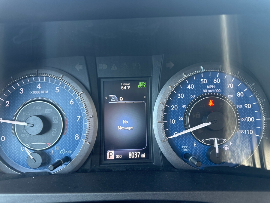 Used 2019 Toyota Sienna XLE - VMI Side Entry Entry In Floor Automatic Ramp