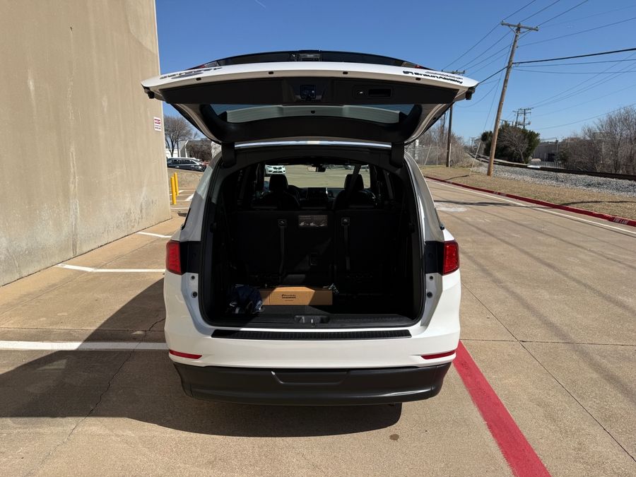 Used 2024 Honda Odyssey Sport - BraunAbility Side Entry Entry In Floor Automatic Ramp