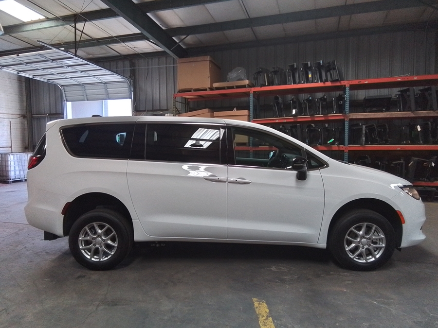 Blanco Chrysler Pacifica número de imagen 7