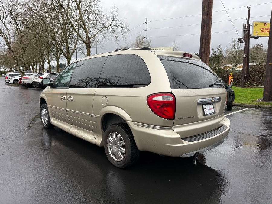 Used 2005 Chrysler Town and Country Limited - VMI Side Entry Entry In Floor Automatic Ramp