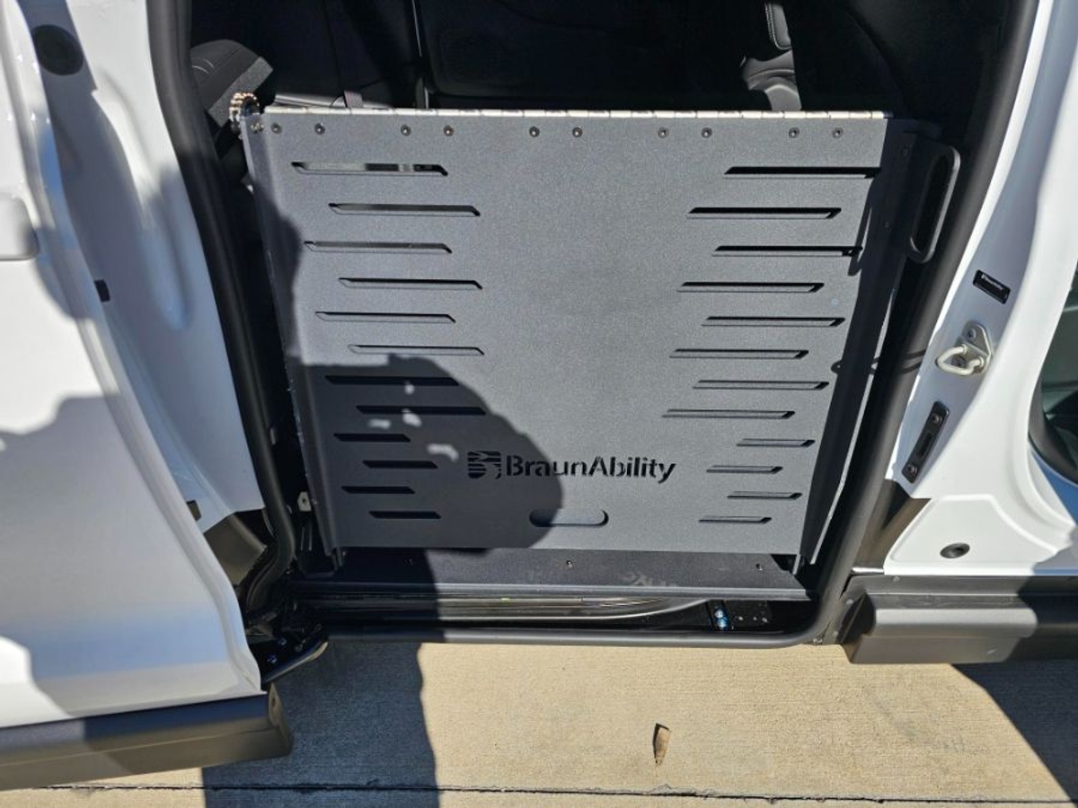 2025 CHRYSLER VOYAGER - Image 6