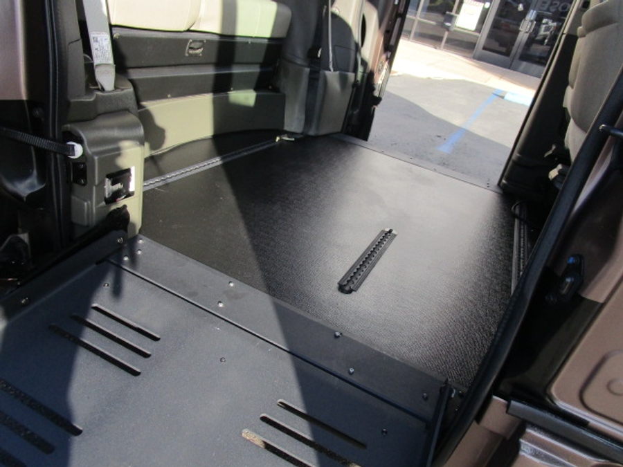 Used 2020 Toyota Sienna XLE Base - BraunAbility Side Entry Entry Fold Out Automatic Ramp