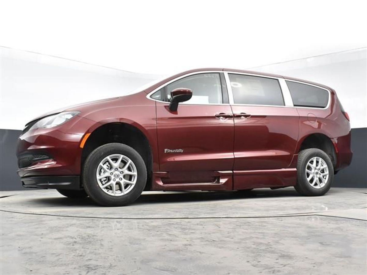 2023 CHRYSLER VOYAGER - Image 23