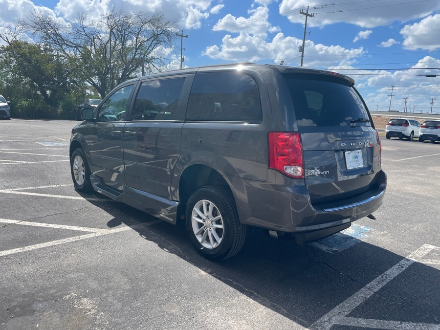  Dodge Grand Caravan image number 7