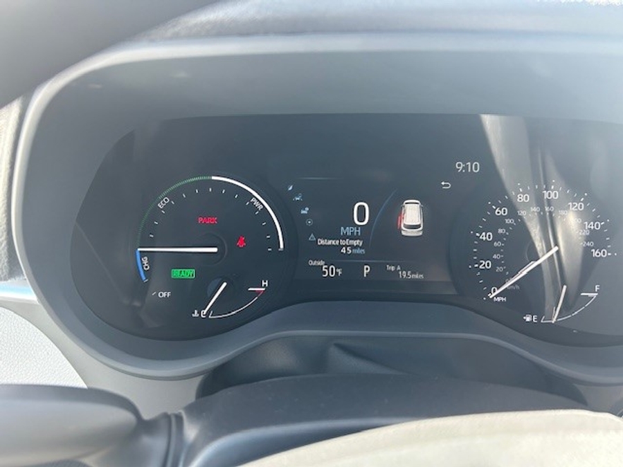 New 2025 Toyota Sienna Hybrid LE - Vantage Mobility Commercial Rear Entry Entry Fold Out Manual Ramp