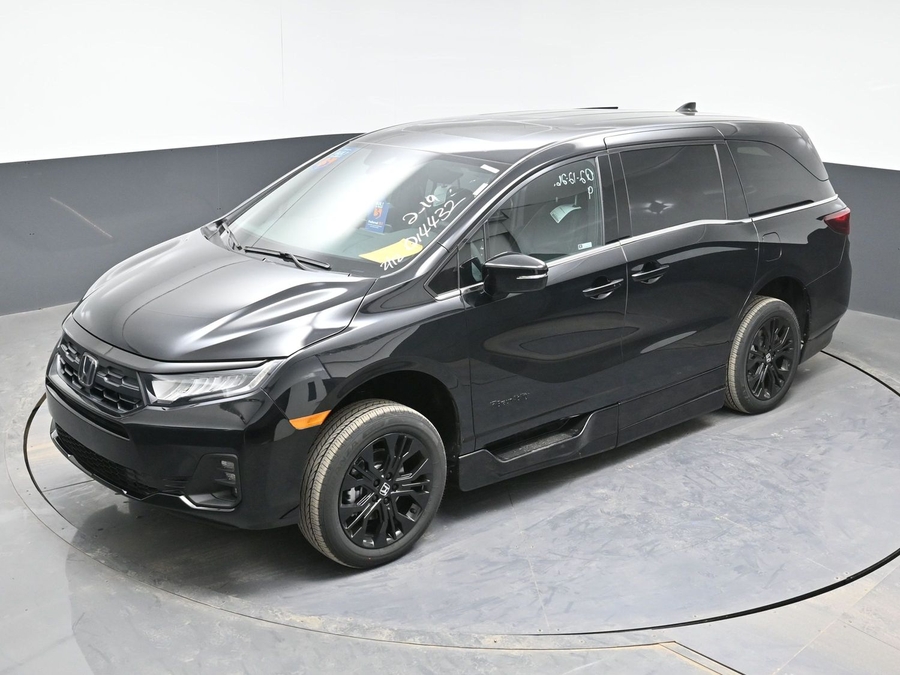 New 2026 Honda Odyssey Sport - BraunAbility Side Entry Entry In Floor Automatic Ramp