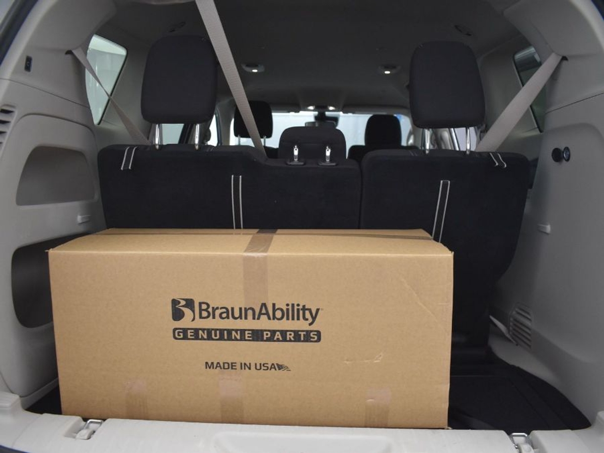 2023 CHRYSLER VOYAGER - Image 7