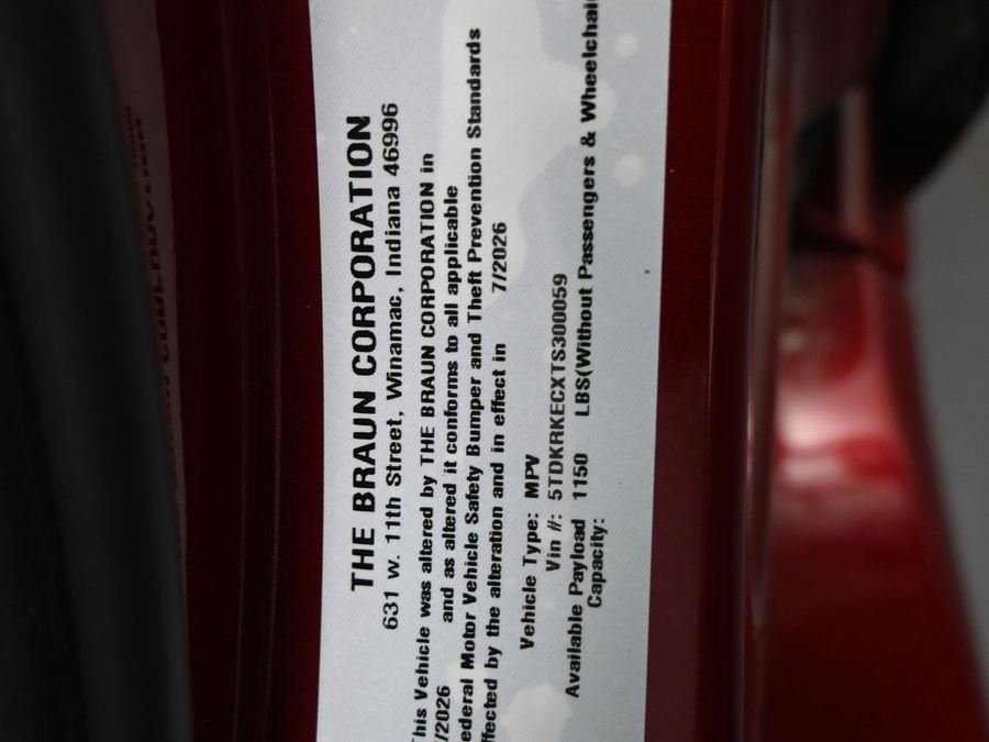 New 2026 Toyota Sienna Hybrid LE - BraunAbility Side Entry In Floor Automatic Ramp