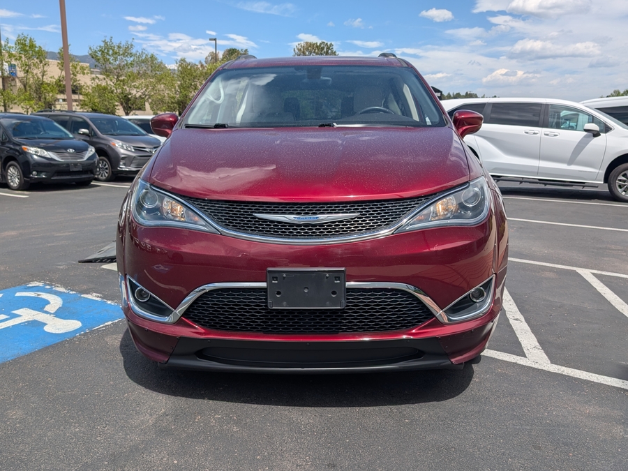 Used 2017 Chrysler Pacifica  -   Entry  Ramp