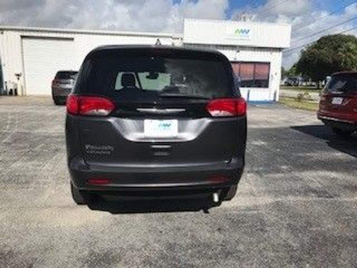 2023 CHRYSLER VOYAGER - Image 7