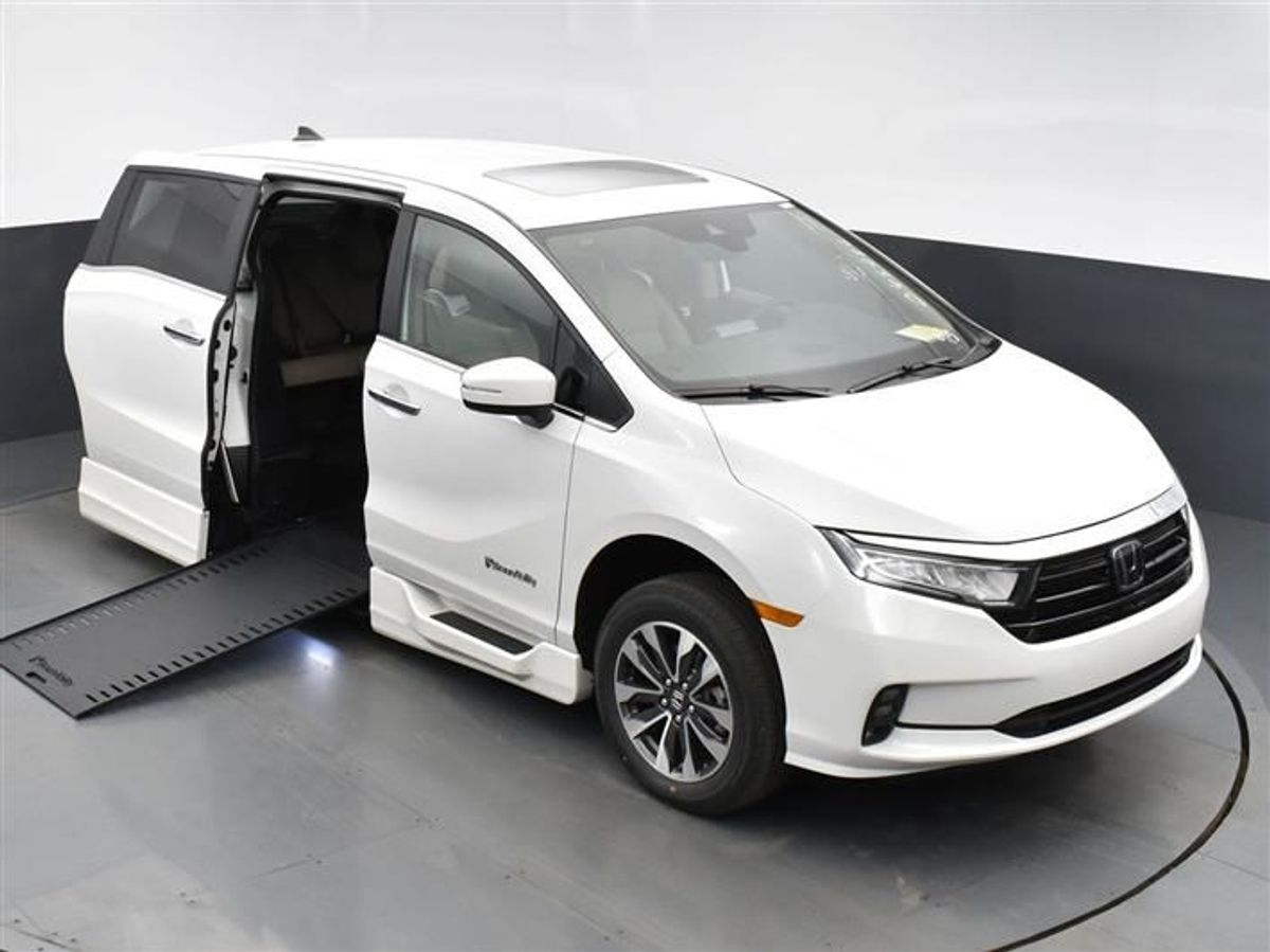 2023 Honda Odyssey EX-L's photo