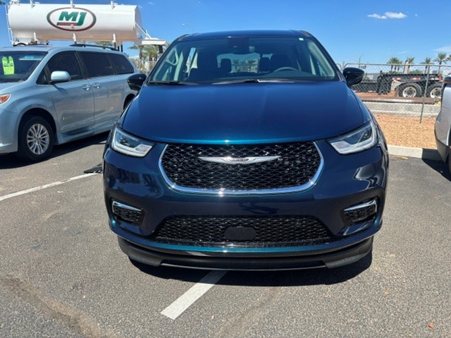 Used 2024 Chrysler Pacifica Touring L Safety - BraunAbility Side Entry Fold Out Automatic Ramp