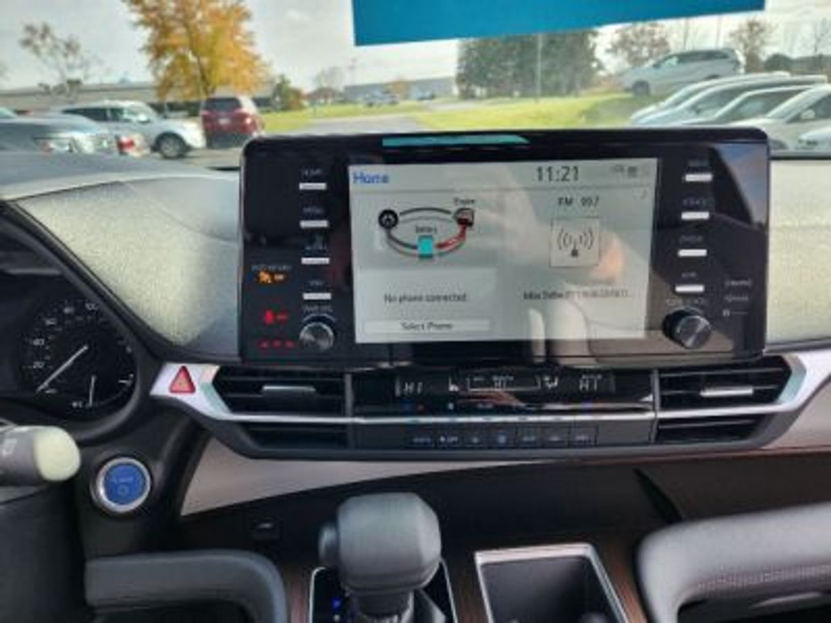 2022 TOYOTA SIENNA - Image 9