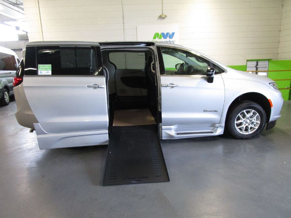 Silver Chrysler Pacifica with Side Entry Automatic In Floor ramp