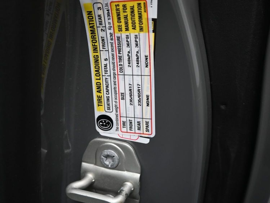 Used 2023 Chrysler Pacifica Touring L - BraunAbility Side Entry Fold Out Automatic Ramp