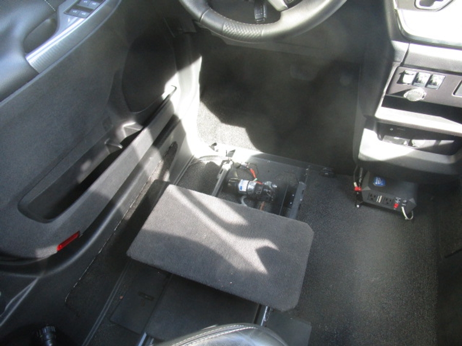 Used 2015 Toyota Sienna SE - VMI Side Entry Entry In Floor Automatic Ramp