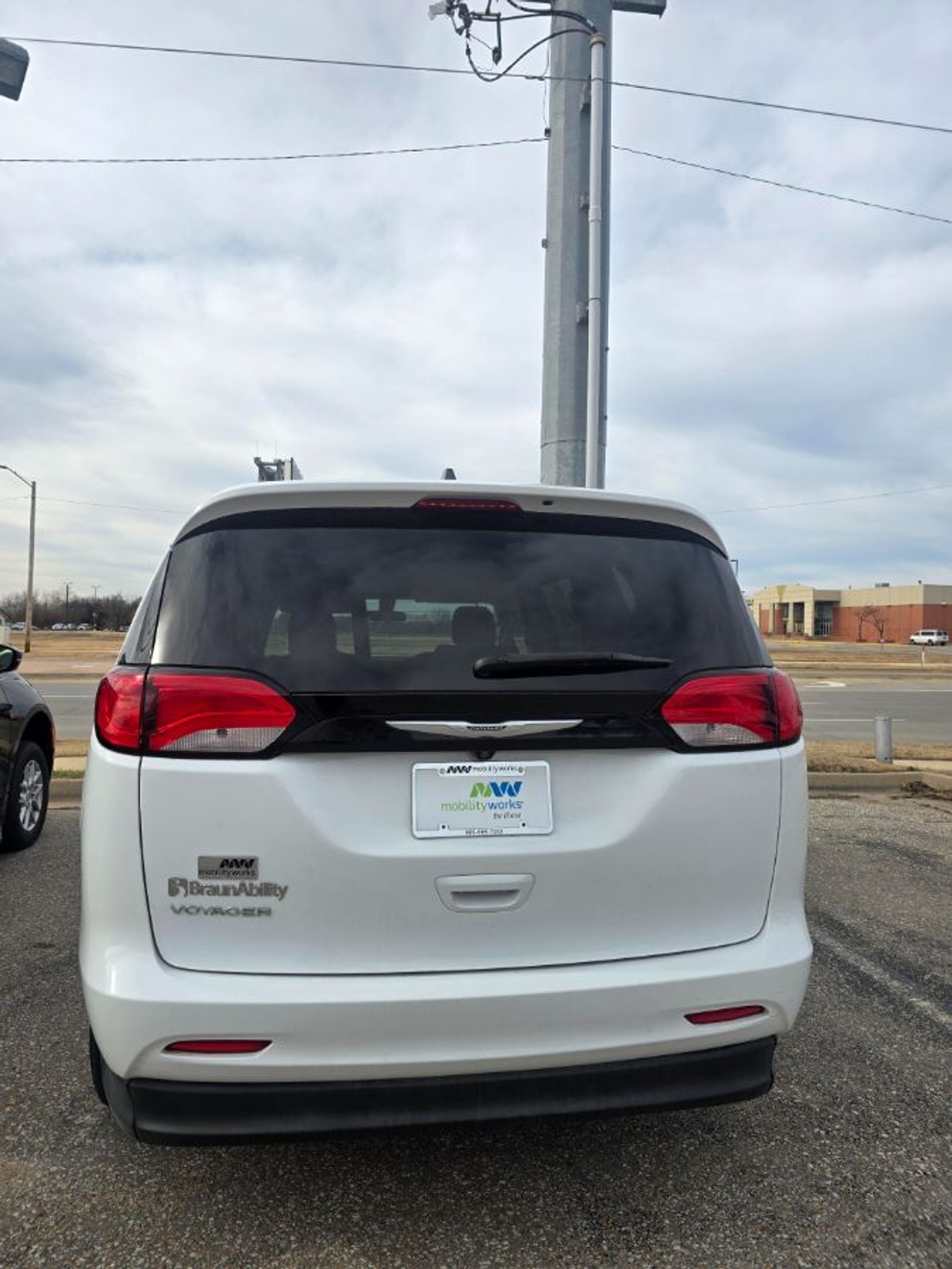 2022 CHRYSLER VOYAGER - Image 5