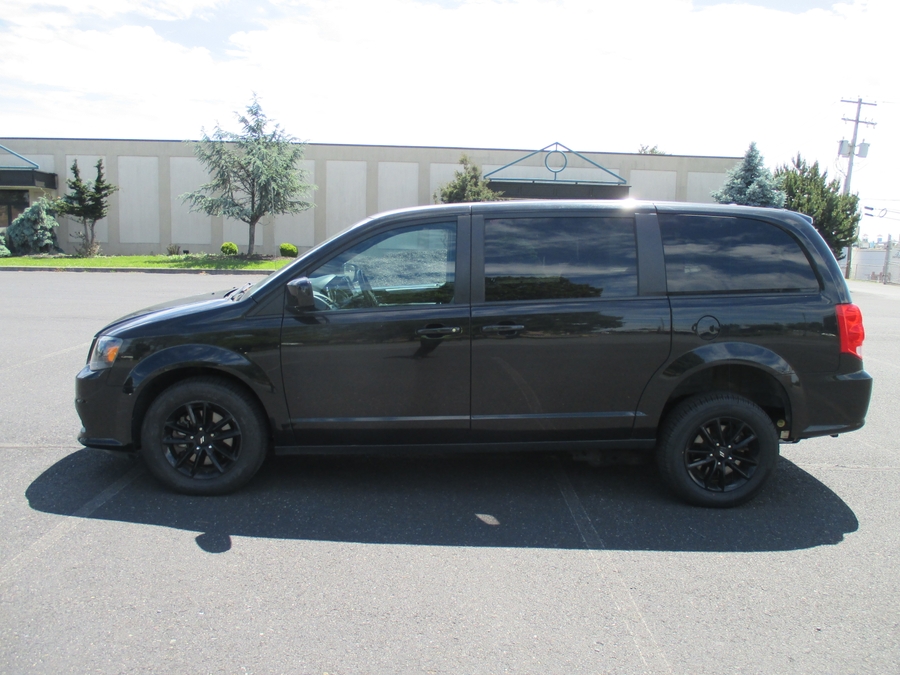 Red Dodge Grand Caravan image number 2
