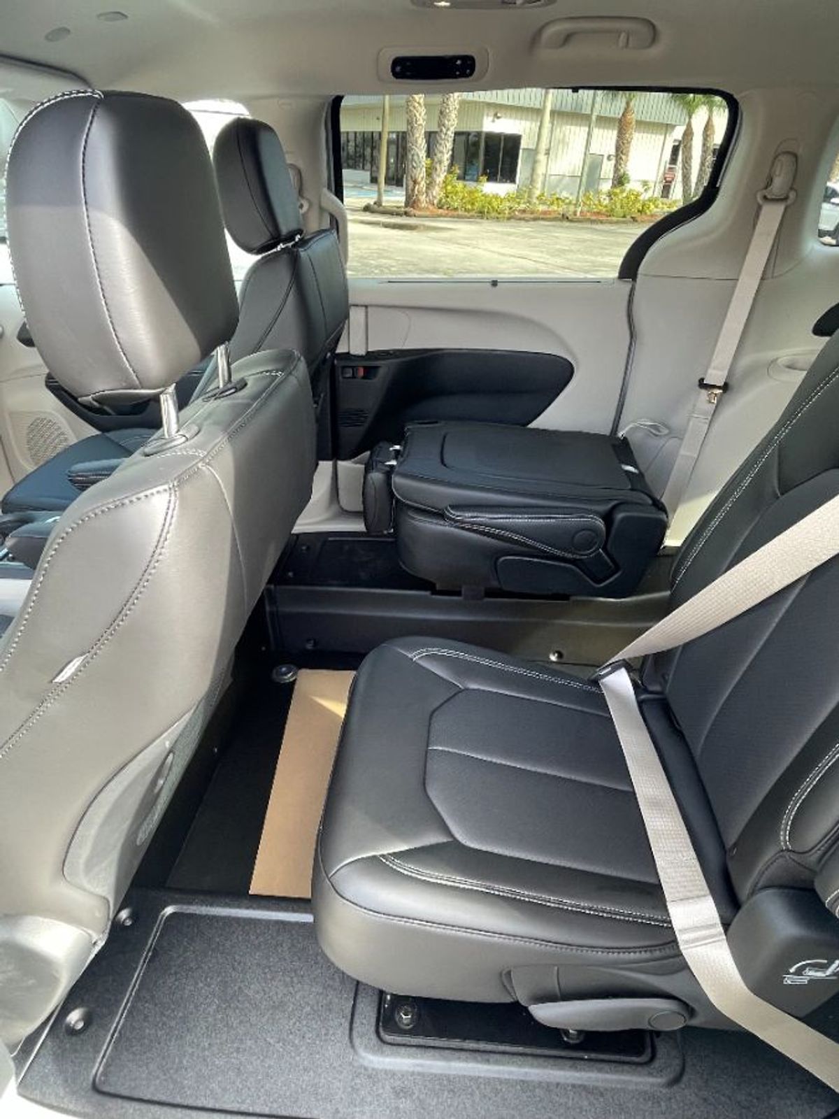 2024 CHRYSLER PACIFICA - Image 5