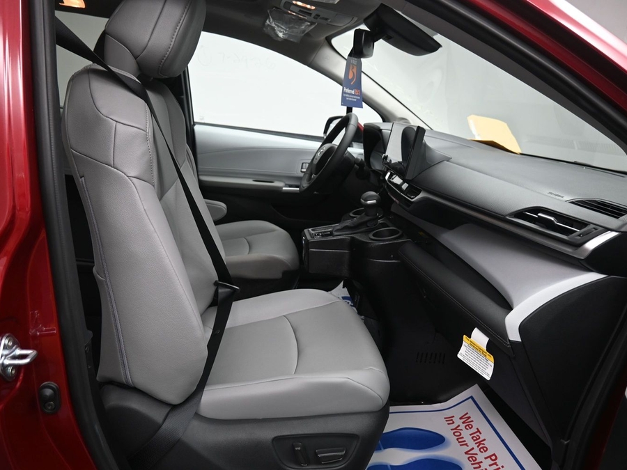 New 2026 Toyota Sienna Hybrid XLE Add - BraunAbility Side Entry In Floor Automatic Ramp