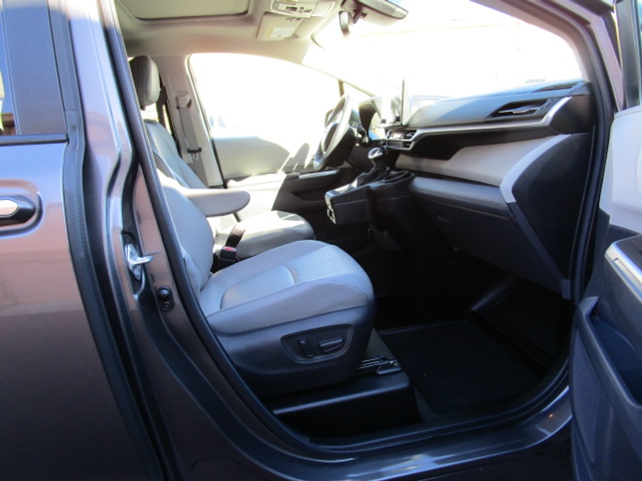 Used 2024 Toyota Sienna Hybrid XLE Base - BraunAbility Side Entry Entry In Floor Automatic Ramp