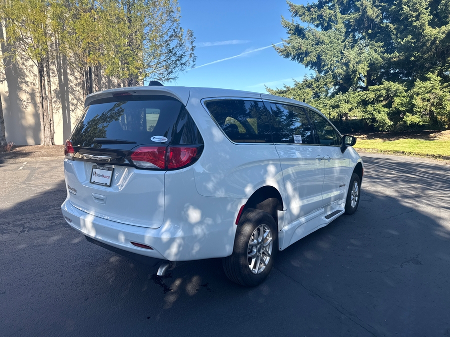 Used 2024 Chrysler Voyager LX - BraunAbility Side Entry Entry Fold Out Automatic Ramp