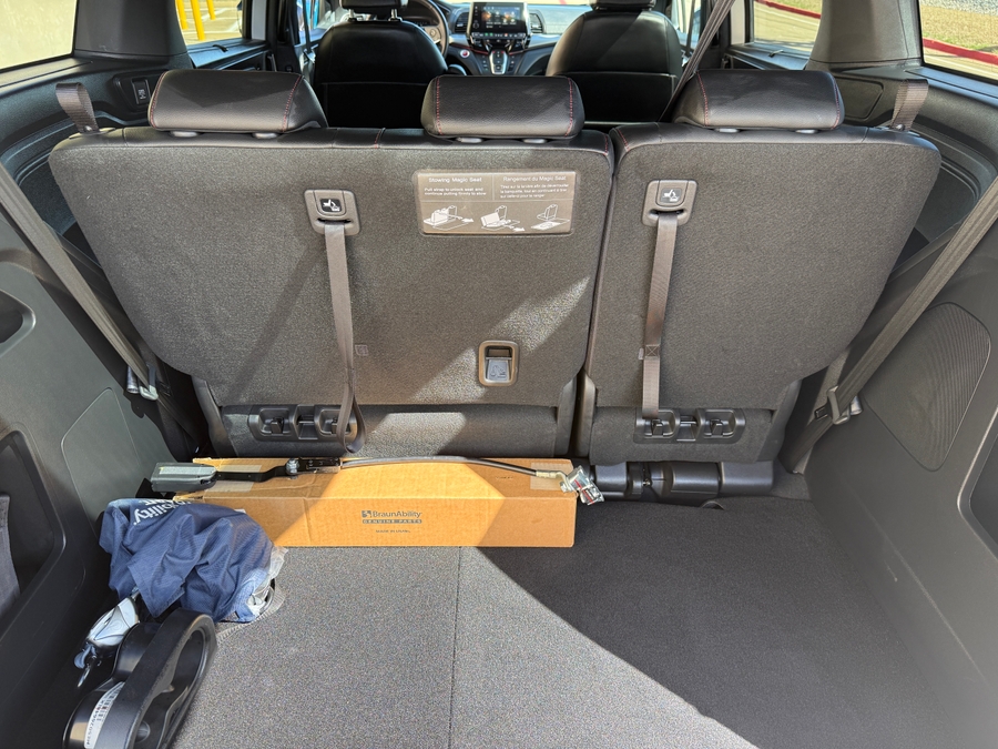 Used 2024 Honda Odyssey Sport - BraunAbility Side Entry Entry In Floor Automatic Ramp